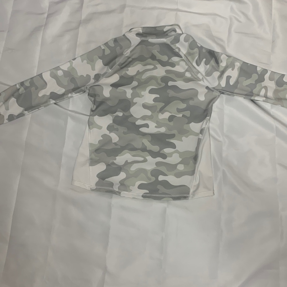 DSG top gray